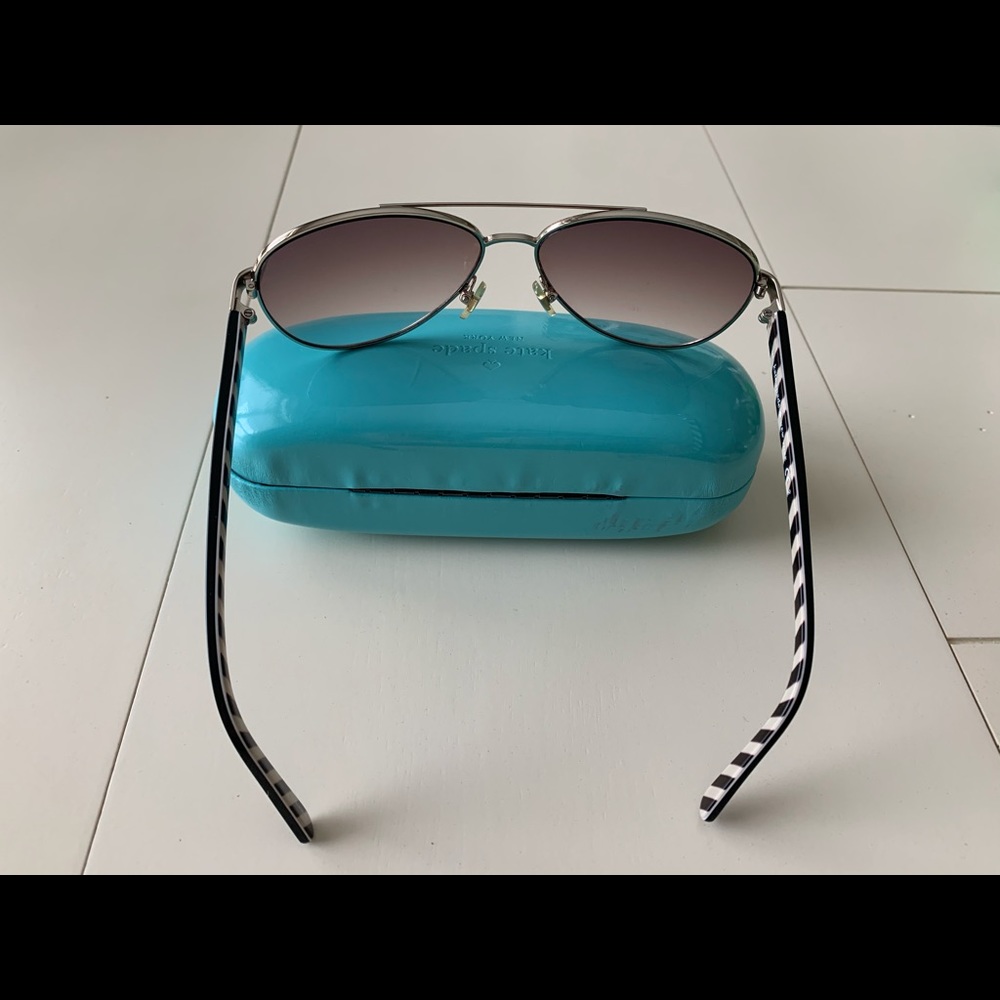 Kate Spade Blossom Sunglasses w/ Case - Silver - Picture 3 of 10